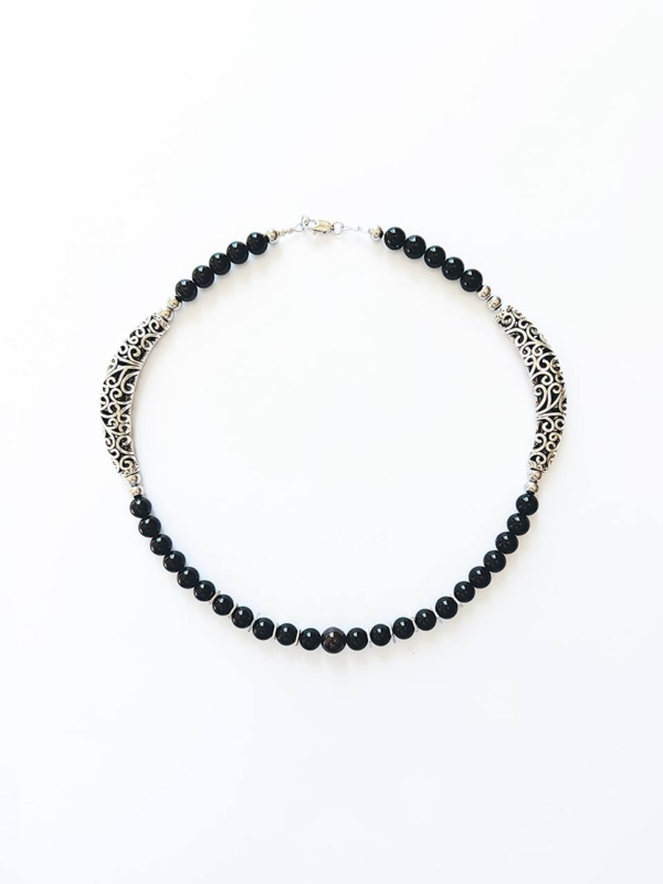 Ожерелье «Black Lotus of Hidden Power Necklace for a Lady» от А.В Сидерского